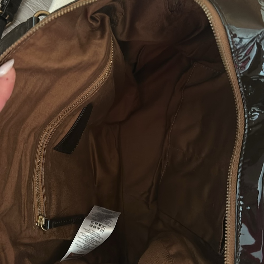 COMPTOIR DES CONTONNIERS CHOCOLATE BROWN SUEDE & PATENT LEATHER TRIM HAN… - Picture 4 of 8